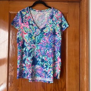 Lightly worn Lily Pulitzer Etta V Neck Top